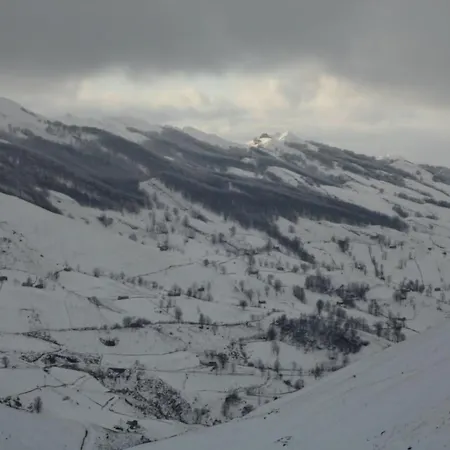 La Vieja Escuela San Roque de Ríomiera
