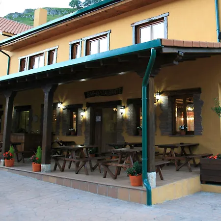 La Vieja Escuela Penzion