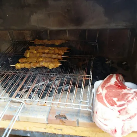 La Vieja Escuela Penzion San Roque de Ríomiera