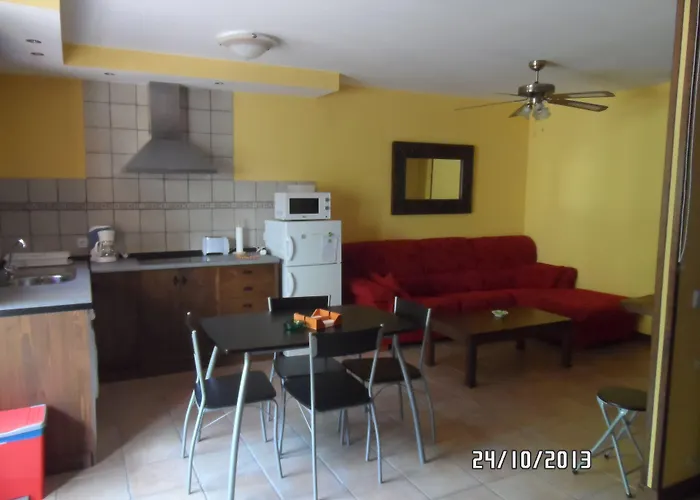 Pensionat La Vieja Escuela San Roque de Ríomiera