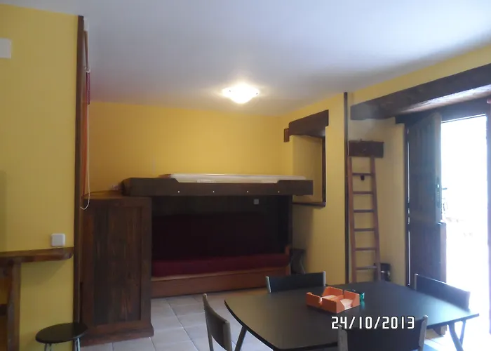 게스트하우스 La Vieja Escuela San Roque de Ríomiera