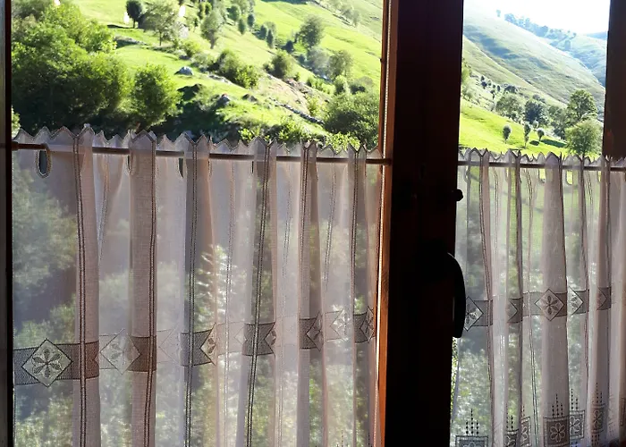 Pensionat La Vieja Escuela San Roque de Ríomiera