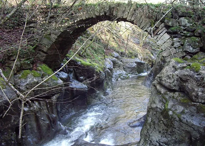 La Vieja Escuela Pensionat San Roque de Ríomiera
